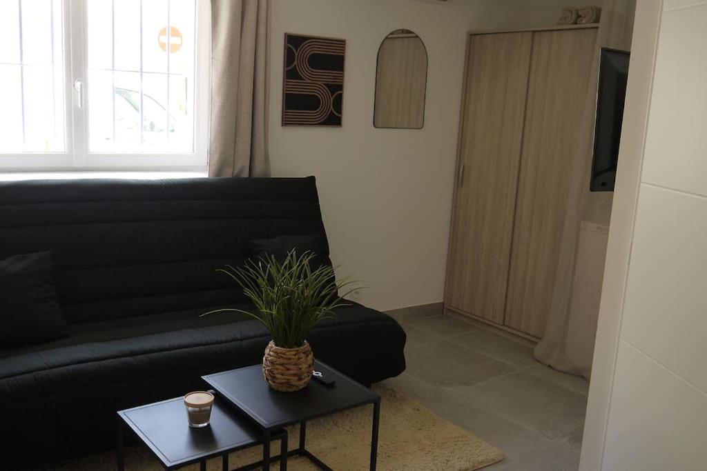 Petit Cocon Douillet Climatise Pour 2 Pers Apartment La Crau Ngoại thất bức ảnh